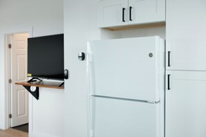 Interior - Stylish 2BD Tampa Apartment Minutes From Downtown (Tampa)
