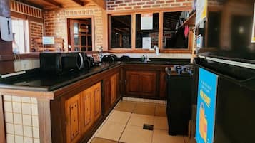 Shared fridge, microwave