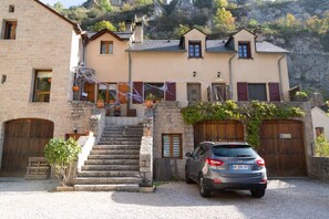 Exterior - Gîte Dardenne - LA MALENE (LA MALENE)