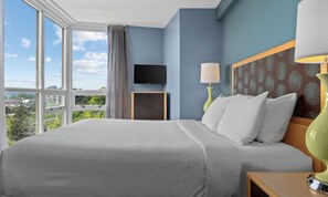 Iron/ironing board, WiFi, bed sheets - Worldmark 2 Bedroom Inner Harbor (Victoria)