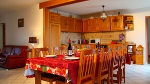 Dining - GVA017 - Gîte de France 3 épis 6 pers in La Bastide (ROCLES)