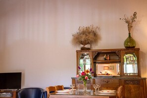 Dining - Gîte de l'Aire - LA CANOURGUE (LA CANOURGUE)