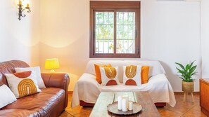 Fireplace - Villa Lola Iznate by Ruralidays (Málaga)