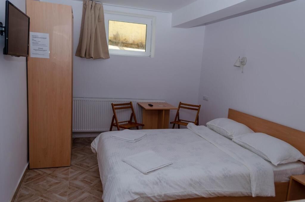 Economy Double Room | Free WiFi, bed sheets