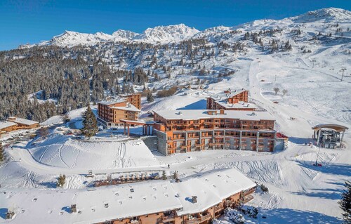 Logement avec Wifi gratuit, Local à Skis, Piscine