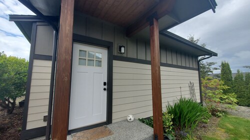 Awesome 1-bedroom cottage in sunny Sequim for a relaxing stay