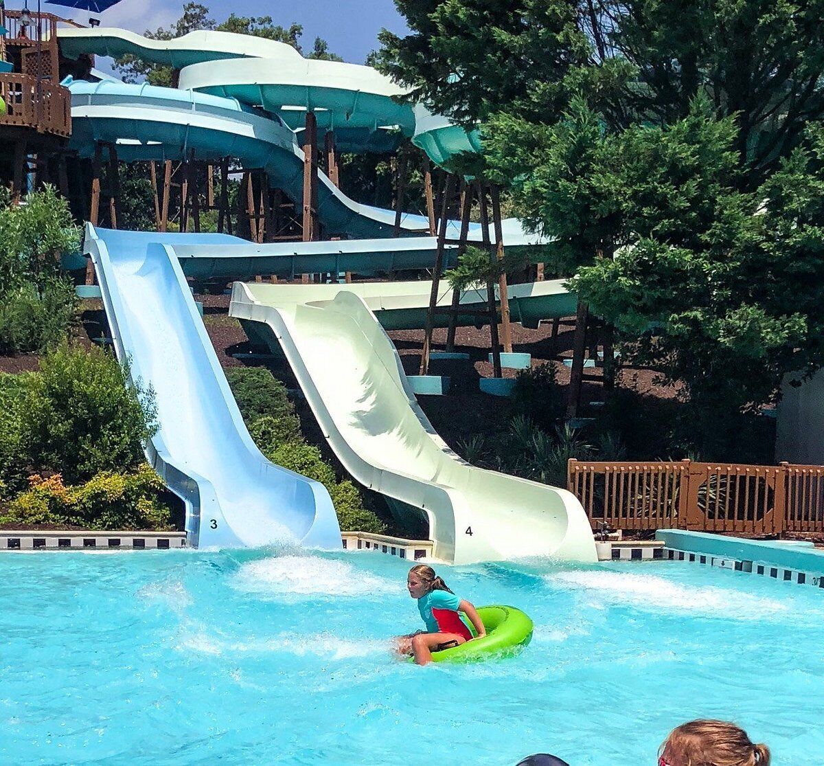Piscine couverte, piscine extérieure