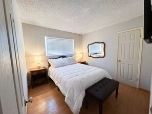 Room - Comfortable  Spacious Private family home (El Paso)