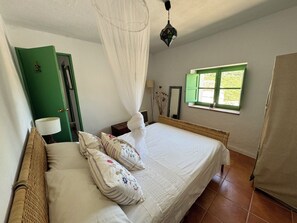 WiFi, bed sheets - Casa León 🦁 (Montejaque)