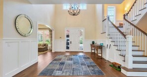 Interior - Amagansett Contemporary Home- 6BR/6BA (Amagansett)