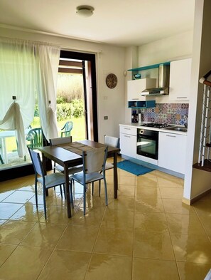 Dining - Beautiful cottage with garden Resort Adamo& Eva (Numana)