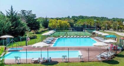 Beautiful cottage with garden Resort Adamo& Eva