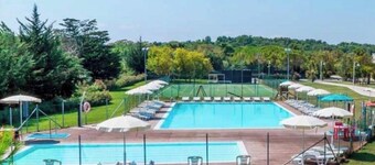 Beautiful cottage with garden Resort Adamo& Eva