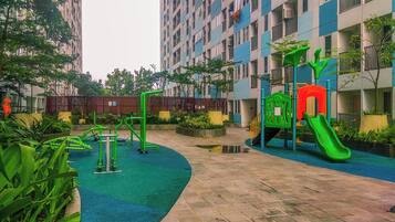 Tempat bermain anak - outdoor