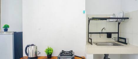 Standard Apartment | Private kitchen | Electric kettle