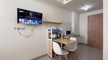 Studio Standard