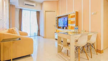 Standard Apartment | Living room