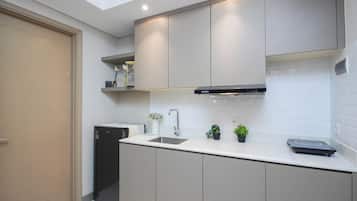 Standard Apartment | Private kitchen