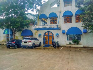 Ngoại thất