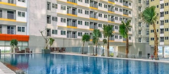 Restful Studio With City View At Royal Sentul Park Apartment