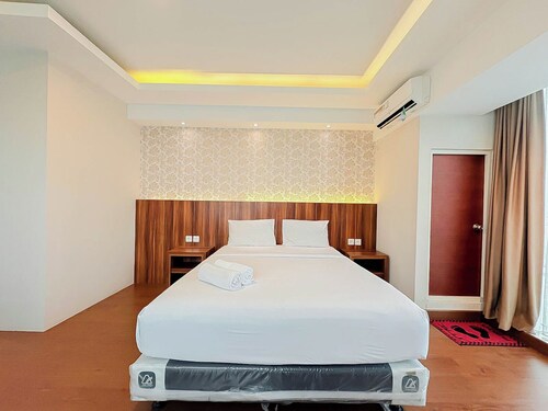 Best Deal Studio At Mataram City Apartment