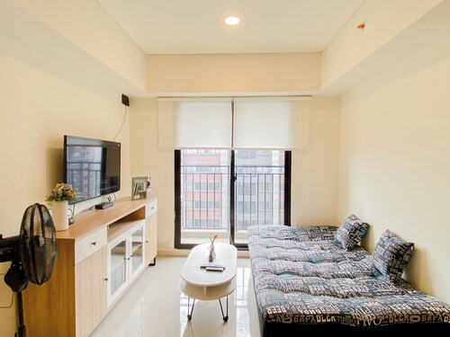 5 Pax Convenient And Homey 3Br At Meikarta Apartment