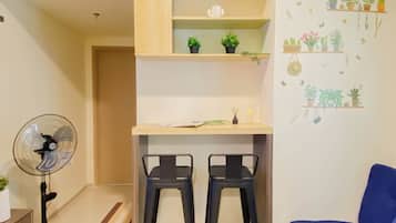 Standard Apartment | Dining room