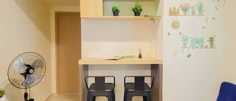 Standard Apartment | Dining room