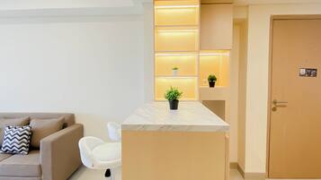 Standard Apartment | Dining room