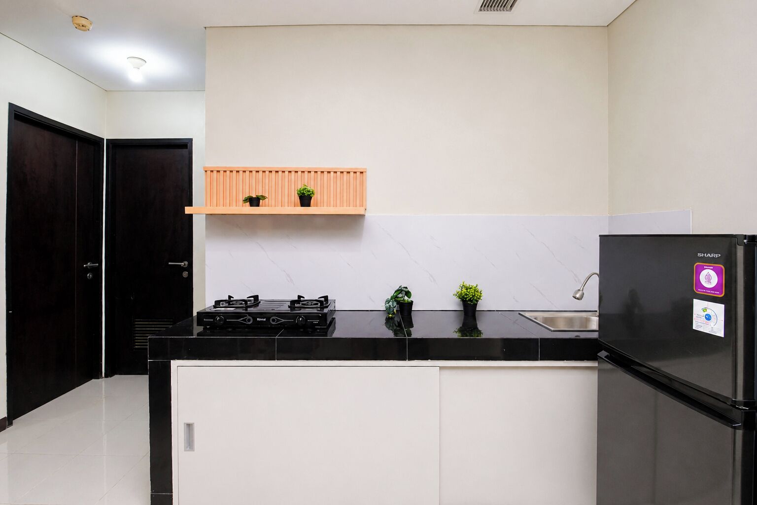 Standard Apartment | Private kitchen | Electric kettle
