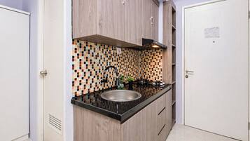 Standard Studio | Private kitchen | Electric kettle