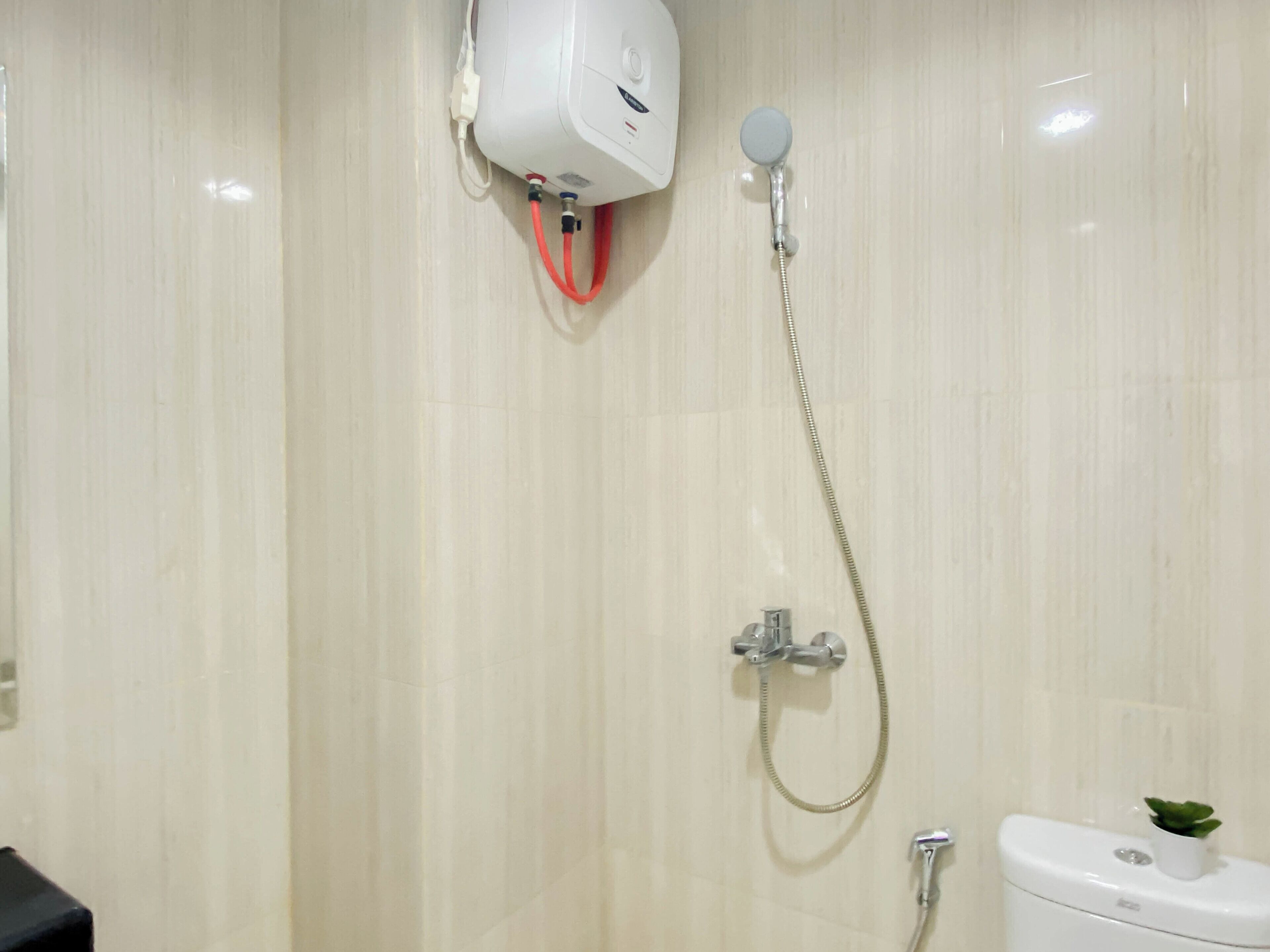 Apartemen Standar | Kamar mandi