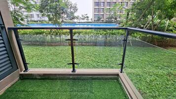 Standard Apartment | Balcony