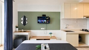 Standard Studio - Chic And Cozy Living In Studio Room At Apartment Sky House Bsd (Pagedangan)