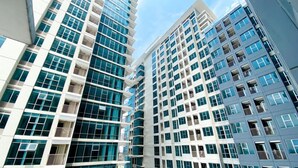 Ảnh chưa phân loại, 3 trong số 23 ảnh, nút