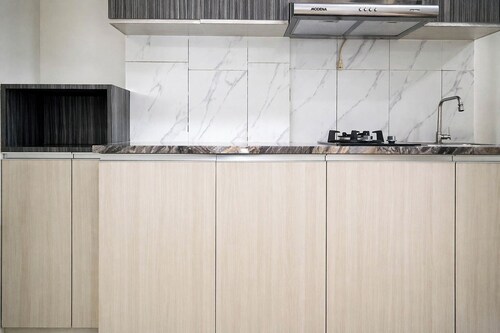 2 Pax Comfy Studio At Tamansari Skylounge Makassar Apartment