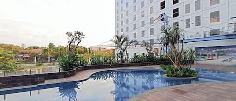 Piscina externa