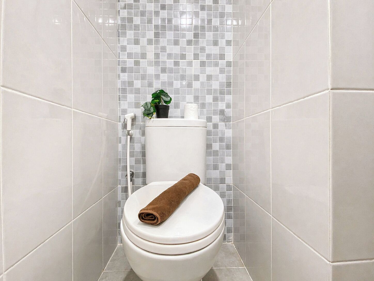Standard Studio | Bathroom