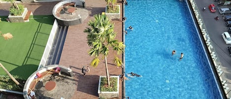 Udendørs pool
