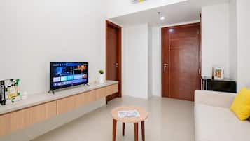 Standard Apartment | Television