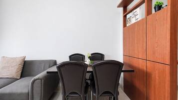 Standard-Apartment | Esszimmer