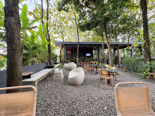 Guru Giri Forest Cabin Villa 2BR for 8 Pax (Include Breakfast)