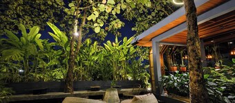 Guru Giri Forest Cabin Villa 2BR for 8 Pax (Include Breakfast)