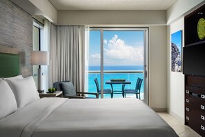 Room - Westin Lagunamar I Bedroom Suite with Ocean View (Cancún)