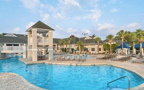 Pool - Are you coming for the World Amateur Golf Tournament. This place is for you! (Myrtle Beach)