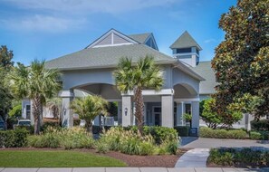Exterior - Are you coming for the World Amateur Golf Tournament. This place is for you! (Myrtle Beach)