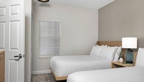 Room - Are you coming for the World Amateur Golf Tournament. This place is for you! (Myrtle Beach)