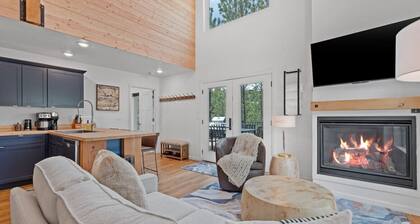 Cloudview Lodge Retreat