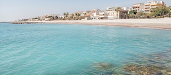Awesome apartment in Moncofa with WiFi