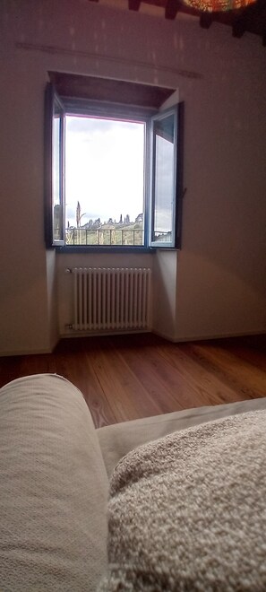 2 bedrooms, free WiFi, bed sheets - A corner of tranquility in the Chianti hills 10 minutes from the city center (Toscana)